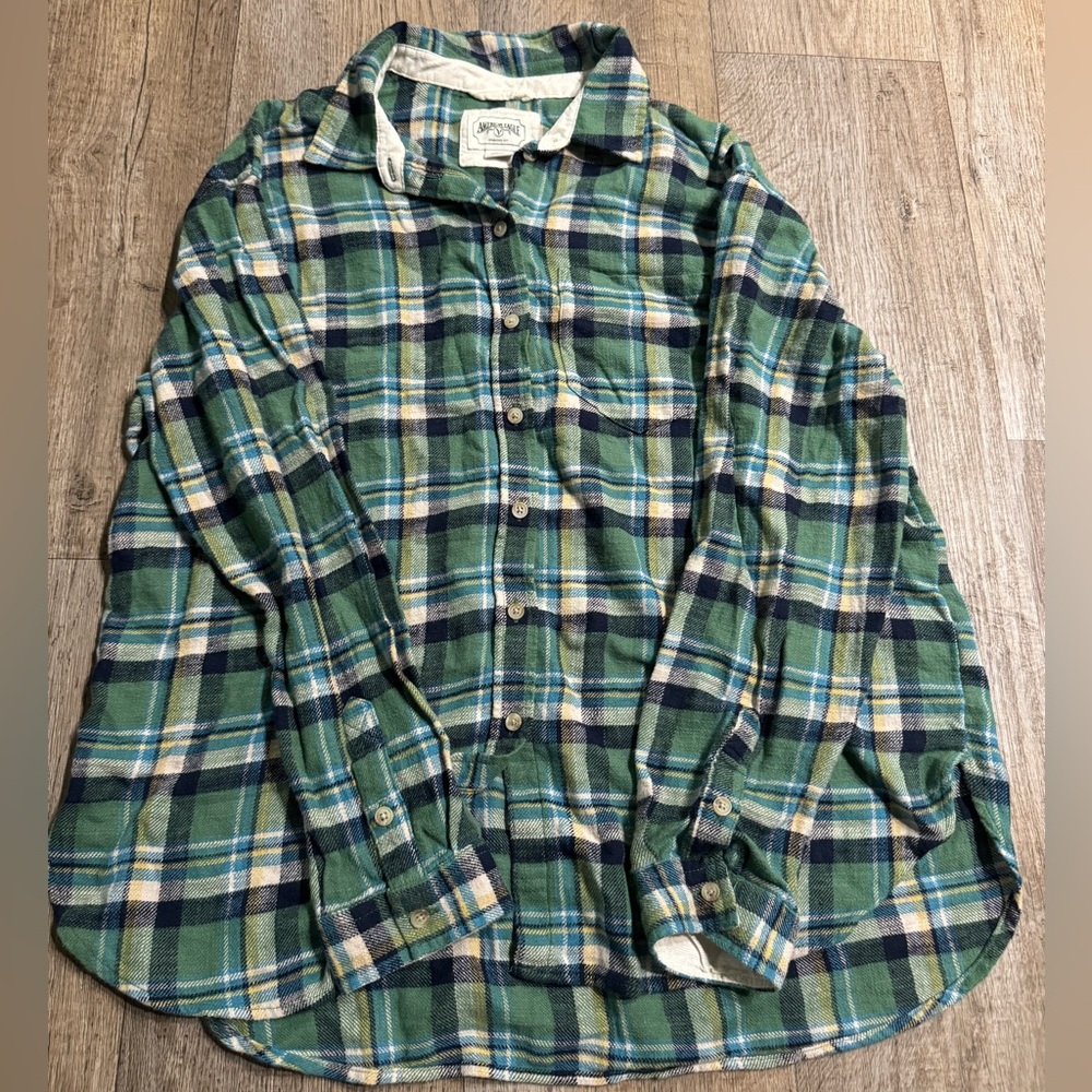 American Eagle Flannel Size M